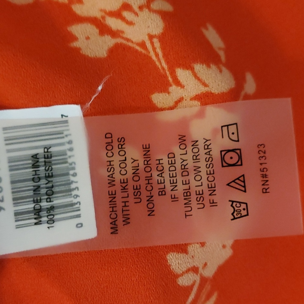 Vince Camuto orange floral blouse - Picture 8 of 8